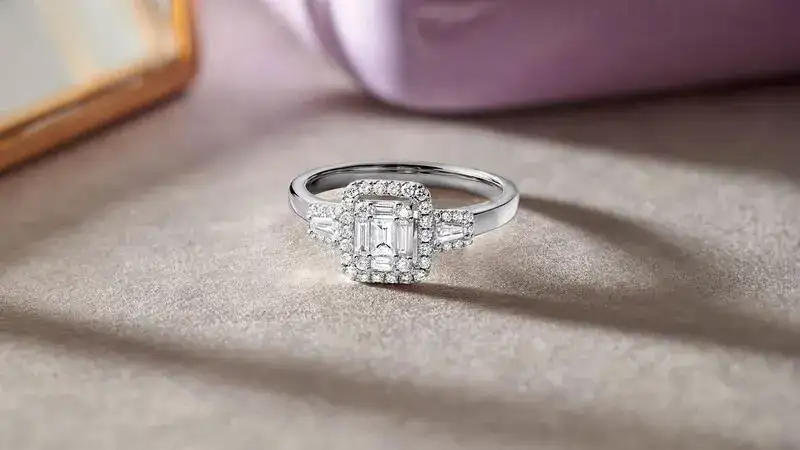 engagement rings uk